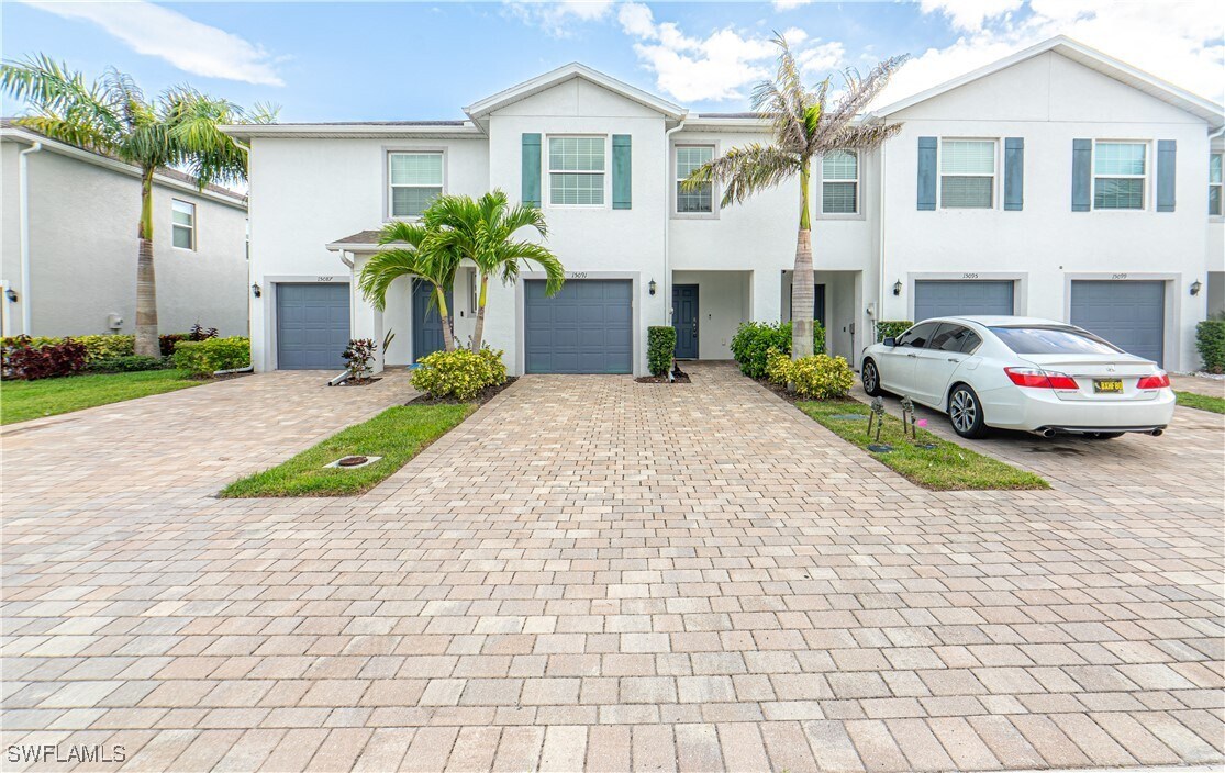 Primary Photo - 15091 Wildflower Cir