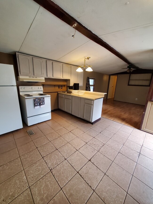 Building Photo - 8186 W Fairoak Ct