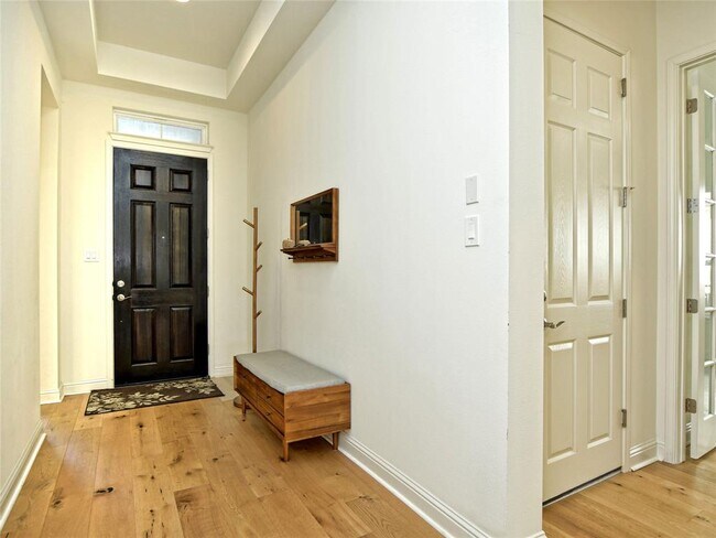 Foto del edificio - 4100 Rainy Creek Ln