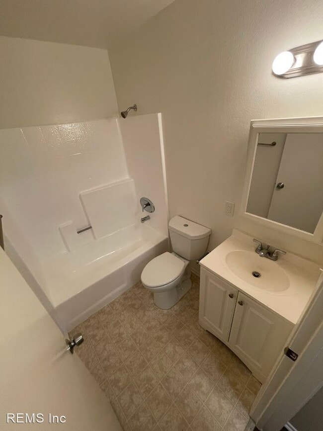 Building Photo - 2 br, 1.5 bath House - 23221 Maribel Avenue