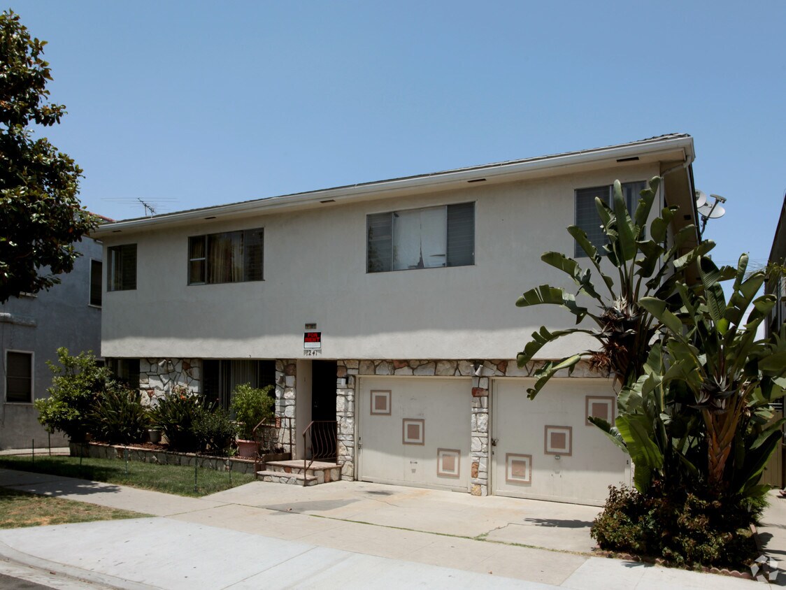 Foto principal - 1241 E 1st St
