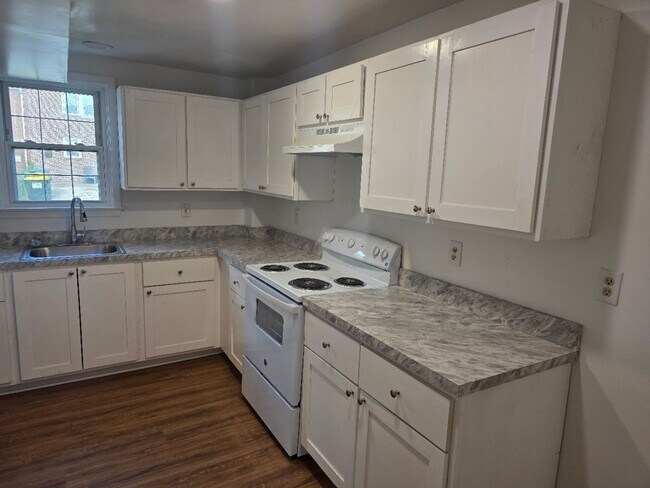 Foto del edificio - 4 S Cannon Dr