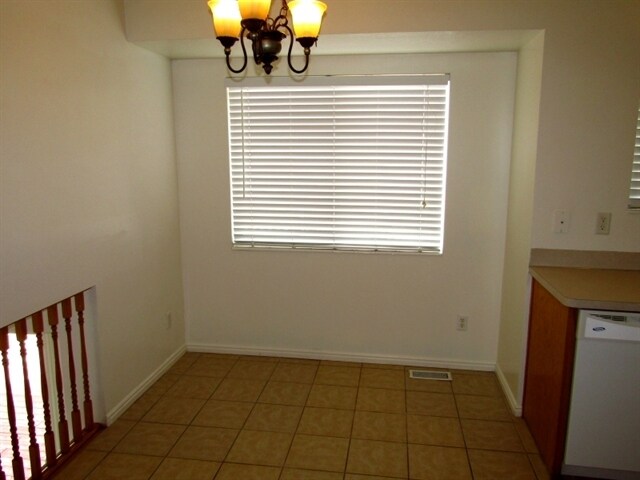 Building Photo - 1653 N 725 W