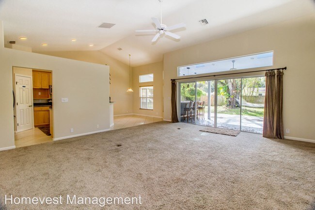 Foto del edificio - 3 br, 2 bath House - 2524 Sheffield Avenue