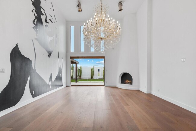 Foto del edificio - 6814 N 72nd Pl