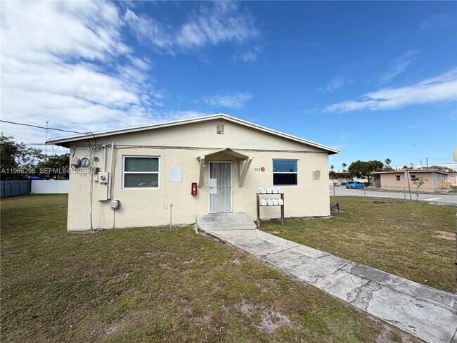 Foto del edificio - 912 NW 9th Ave