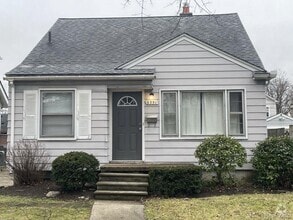 Building Photo - 3351 Garden Ave