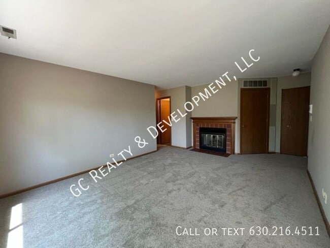 Building Photo - 737 Candleridge Ct