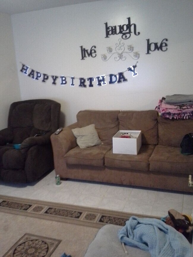 Foto del edificio - Cheeseplant Apartments