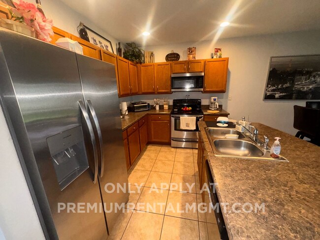 Foto del edificio - 2228 Seven Oaks Dr
