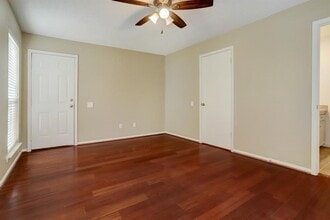 Building Photo - 11126 Twain Dr