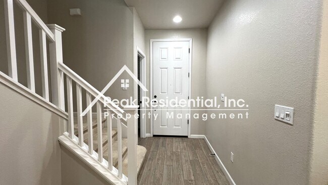 Building Photo - It will not get any better than this 3-bed...