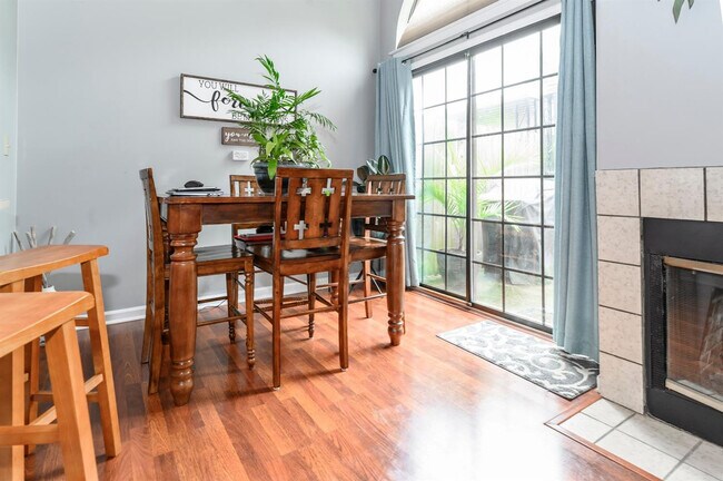 Foto del edificio - 307 Santa Fe Ct