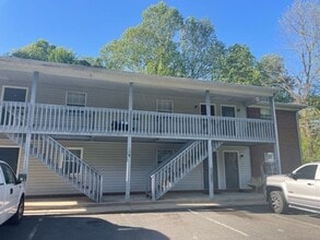 Building Photo - 118 Reece Ct