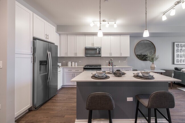 Building Photo - 21599 W Field Ct