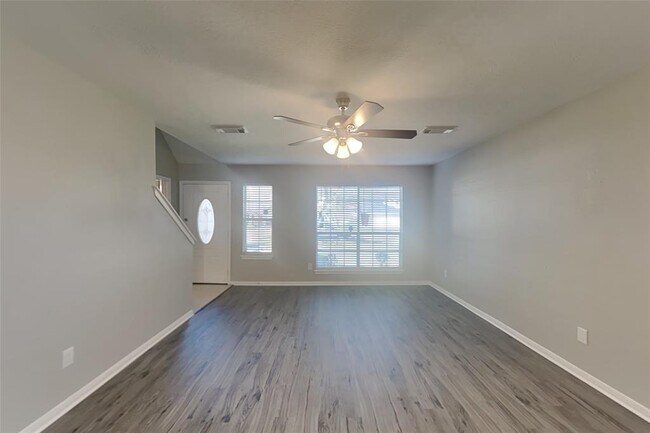 Building Photo - 18507 Bridoon Dr