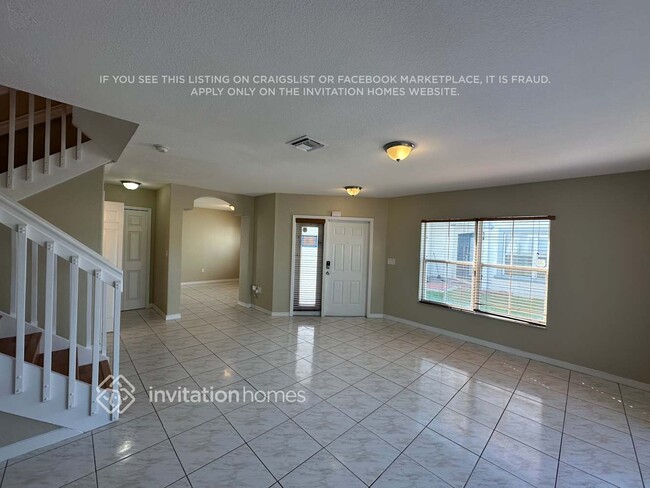 Foto del edificio - 4856 NW 116th Ct