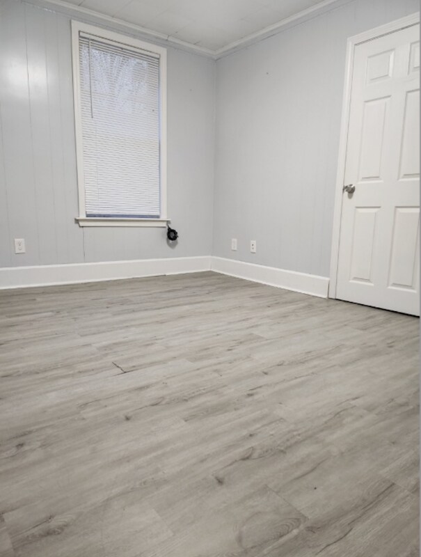 29 Peck St, Southbridge, MA 01550 Room for Rent in Southbridge, MA