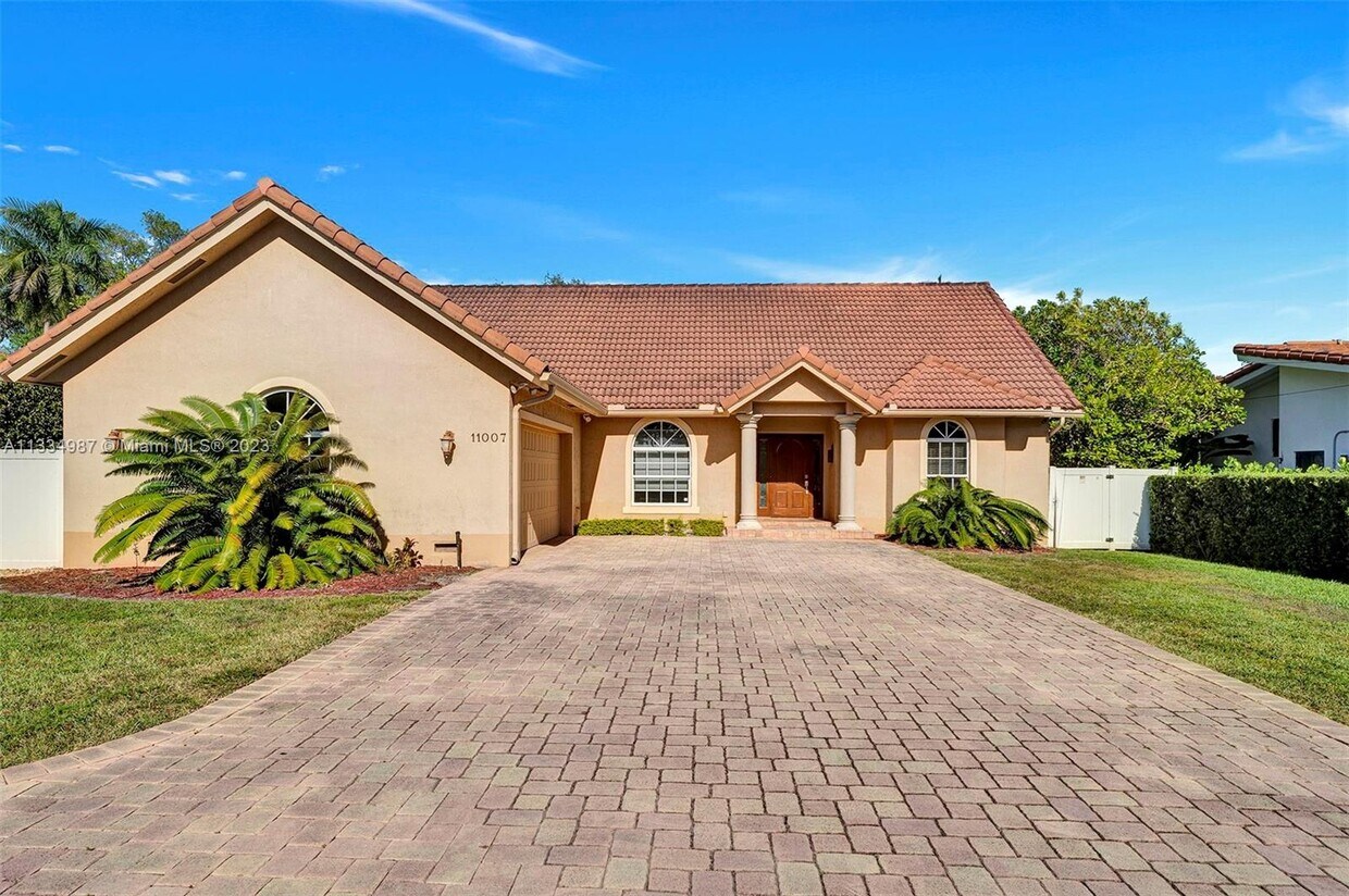 11007 Griffing Blvd, Biscayne Park, FL 33161 House Rental in Biscayne