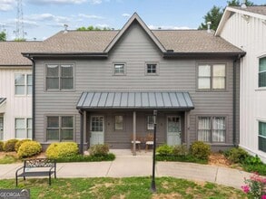 Building Photo - 1516 Howell Mill Rd NW