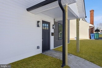 Building Photo - 29 Rocky Pool Ln