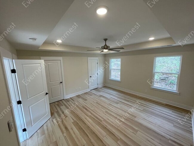 Building Photo - 444 Wayne Ave