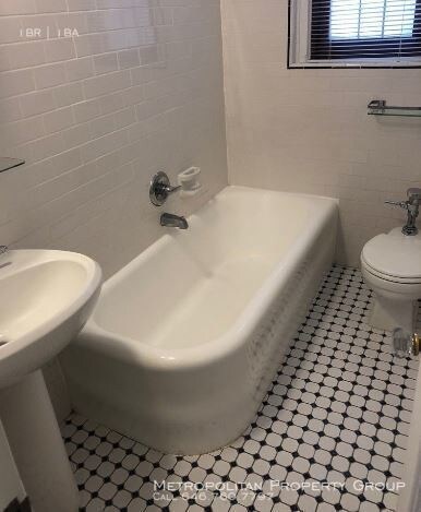 Foto del edificio - NO FEE - Upper West Side - Huge One Bedroom!