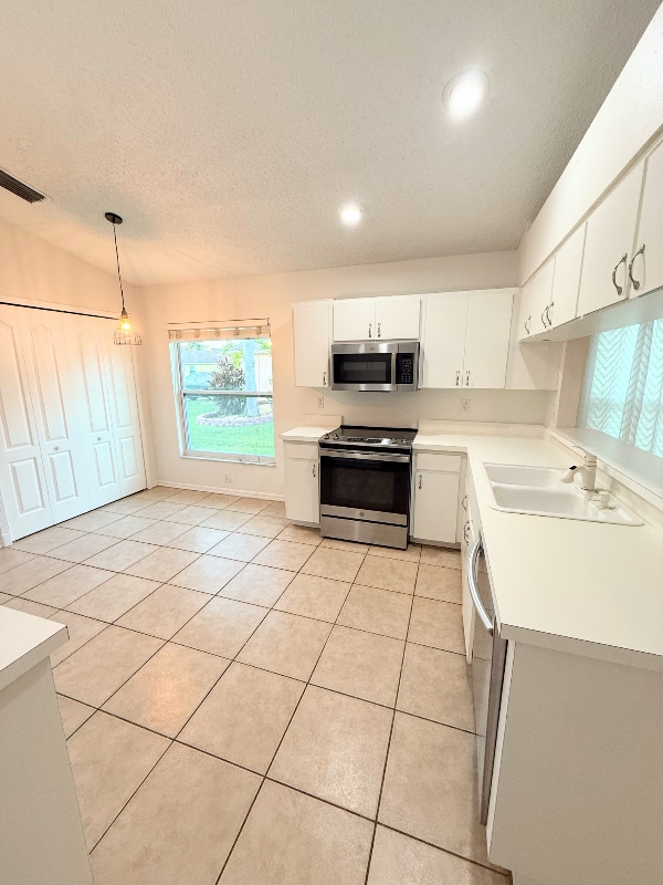 Photo - 28927 Stormcloud Pass House