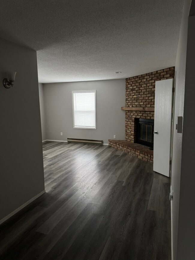 View from entry (living room) - 614 Lincoln Ave