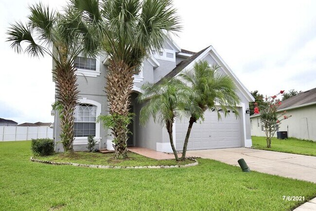 Foto del edificio - Gorgeous 4/2.5 Home with a 2 Car Garage Lo...