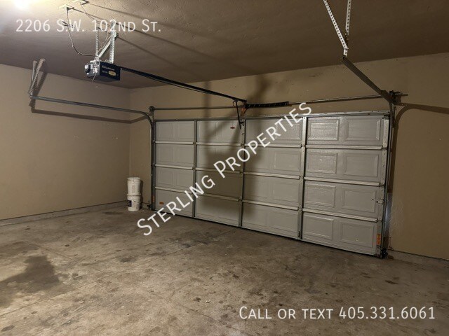 Foto del edificio - 2206 SW 102nd St
