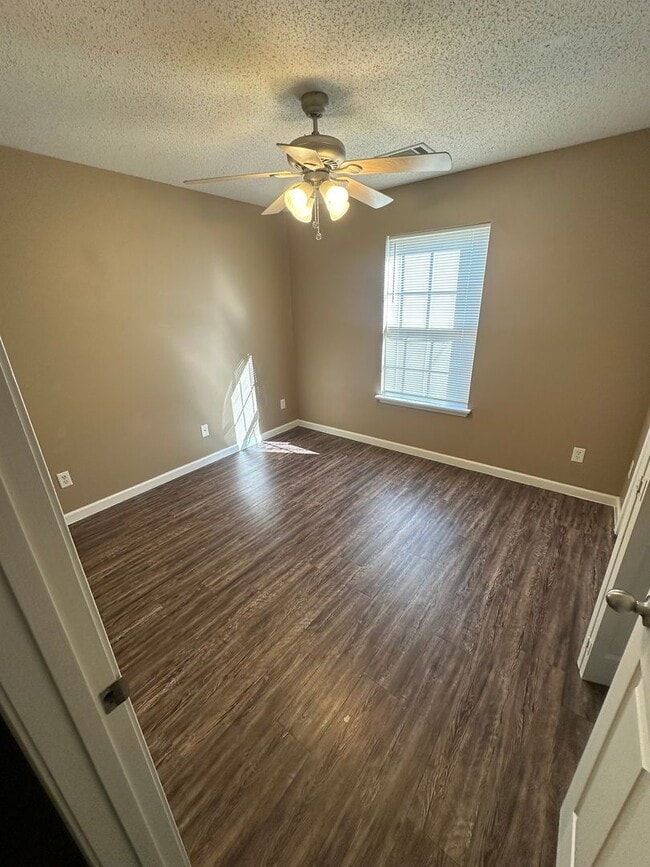 Foto del edificio - 2008 Jackman St