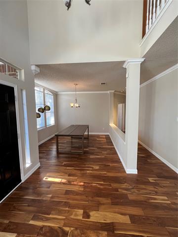 Building Photo - 5105 Gulfport Dr
