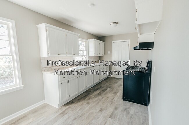 Building Photo - 1324 S Taylor St