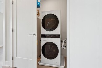 Interior Photo - The Lyle on Broad