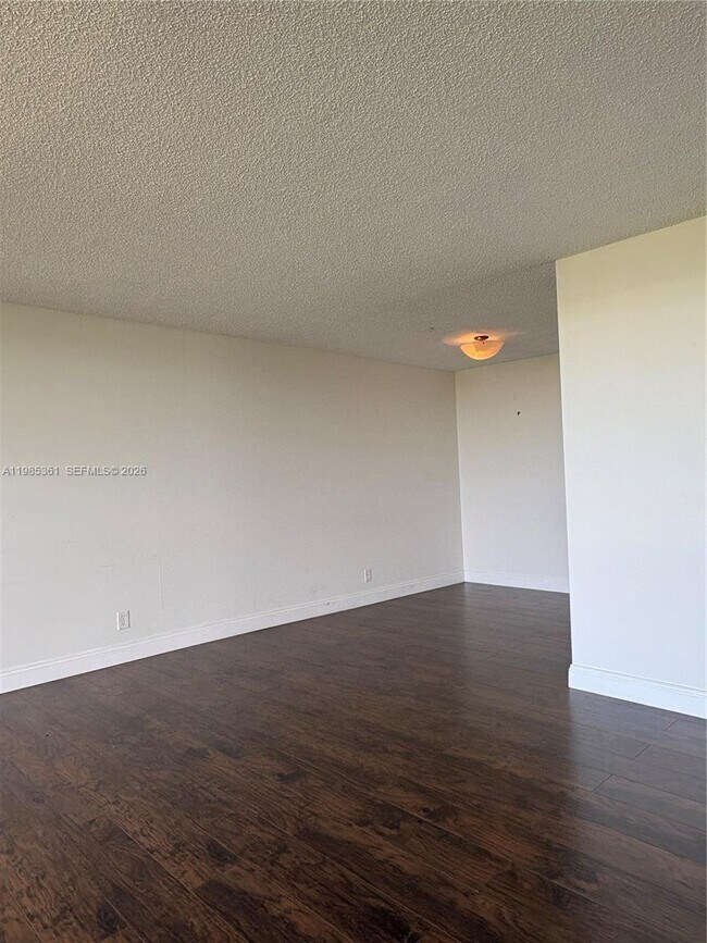 Building Photo - 7051 Environ Blvd