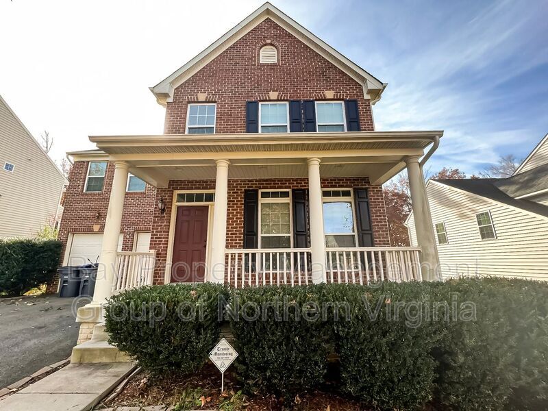 Primary Photo - 40491 O'Connors Cir