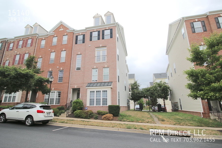 Primary Photo - Welcome to Potomac Club Townhouse