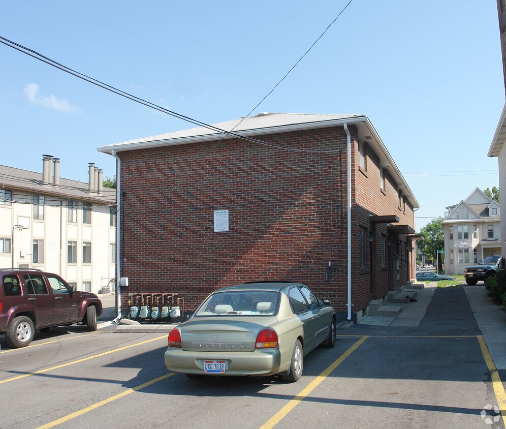 Foto del edificio - 71 W 10th Ave