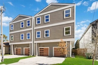 Building Photo - 6528 Tuskegee St