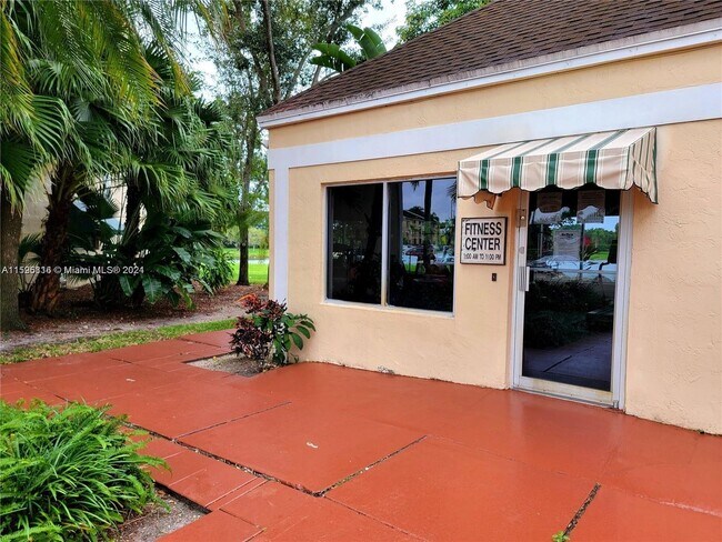 Building Photo - 15320 SW 106th Terrace