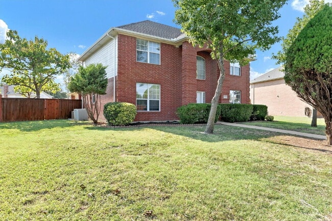 Building Photo - Spacious Richardson Home in Plano ISD with Patio, Fenced Backyard & 2-Car Garage