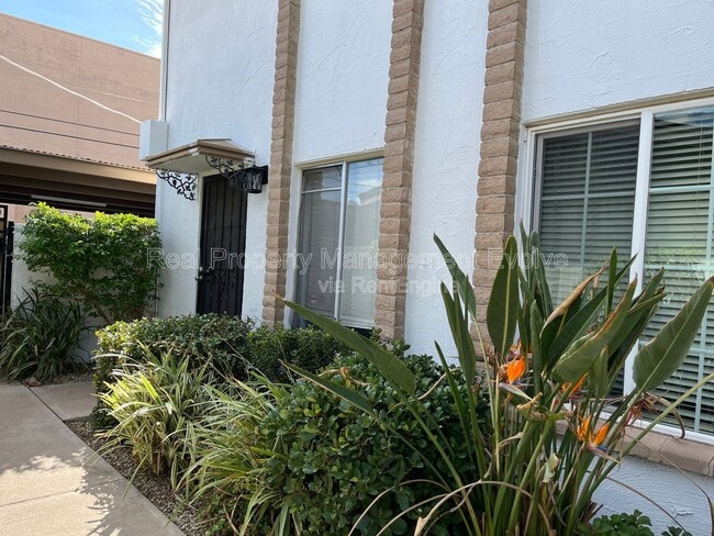 Photo - 3637 E Monterosa St Apartment