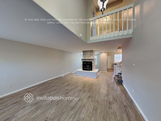 Building Photo - 3823 Dyanna Dr