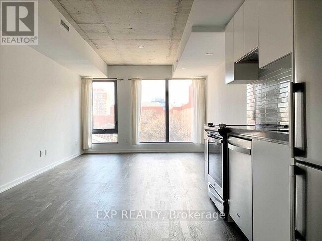 Building Photo - 60 Colborne St