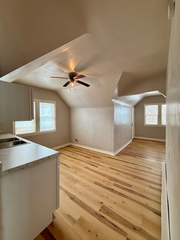 Foto del edificio - 4572a N 38th st