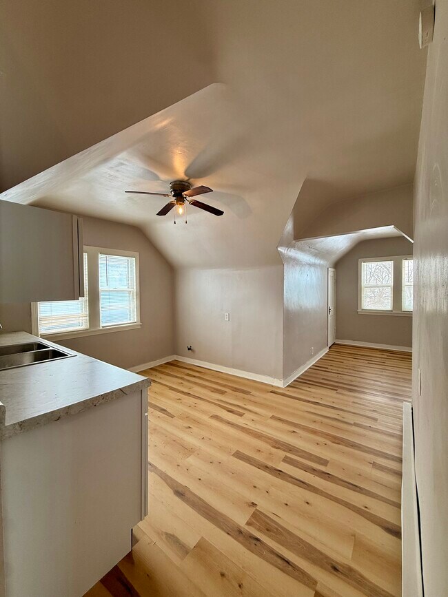 Foto del edificio - 4572a N 38th st