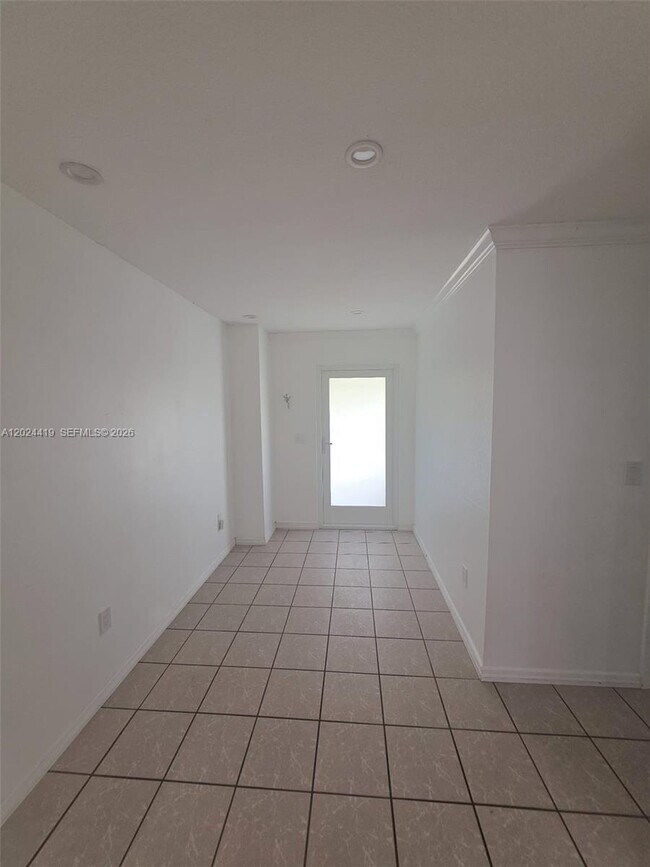 Foto del edificio - 9971 Dominican Dr