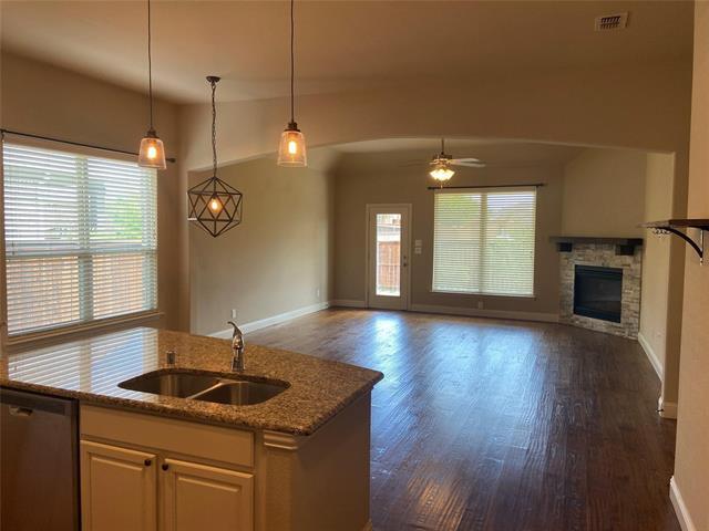 Building Photo - 11145 Cerrillos Dr