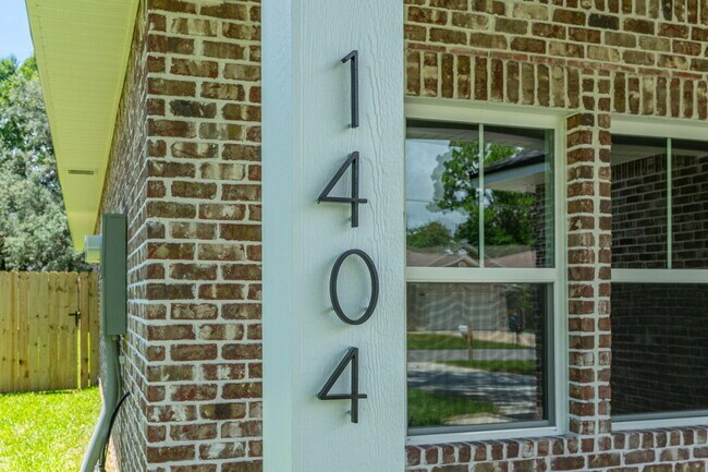 Foto del edificio - 1404 Hickory St